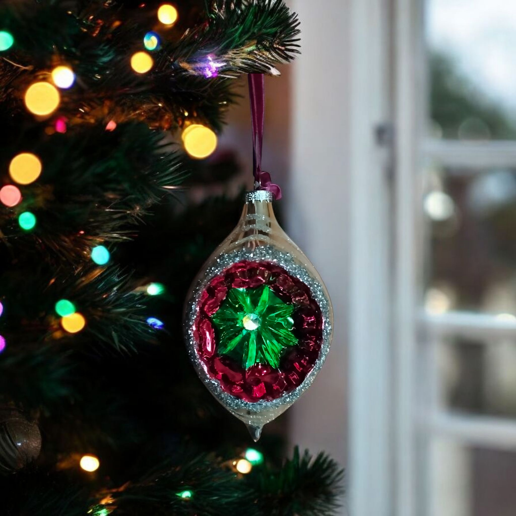 DECORAZIONI NATALIZIE IN VETRO